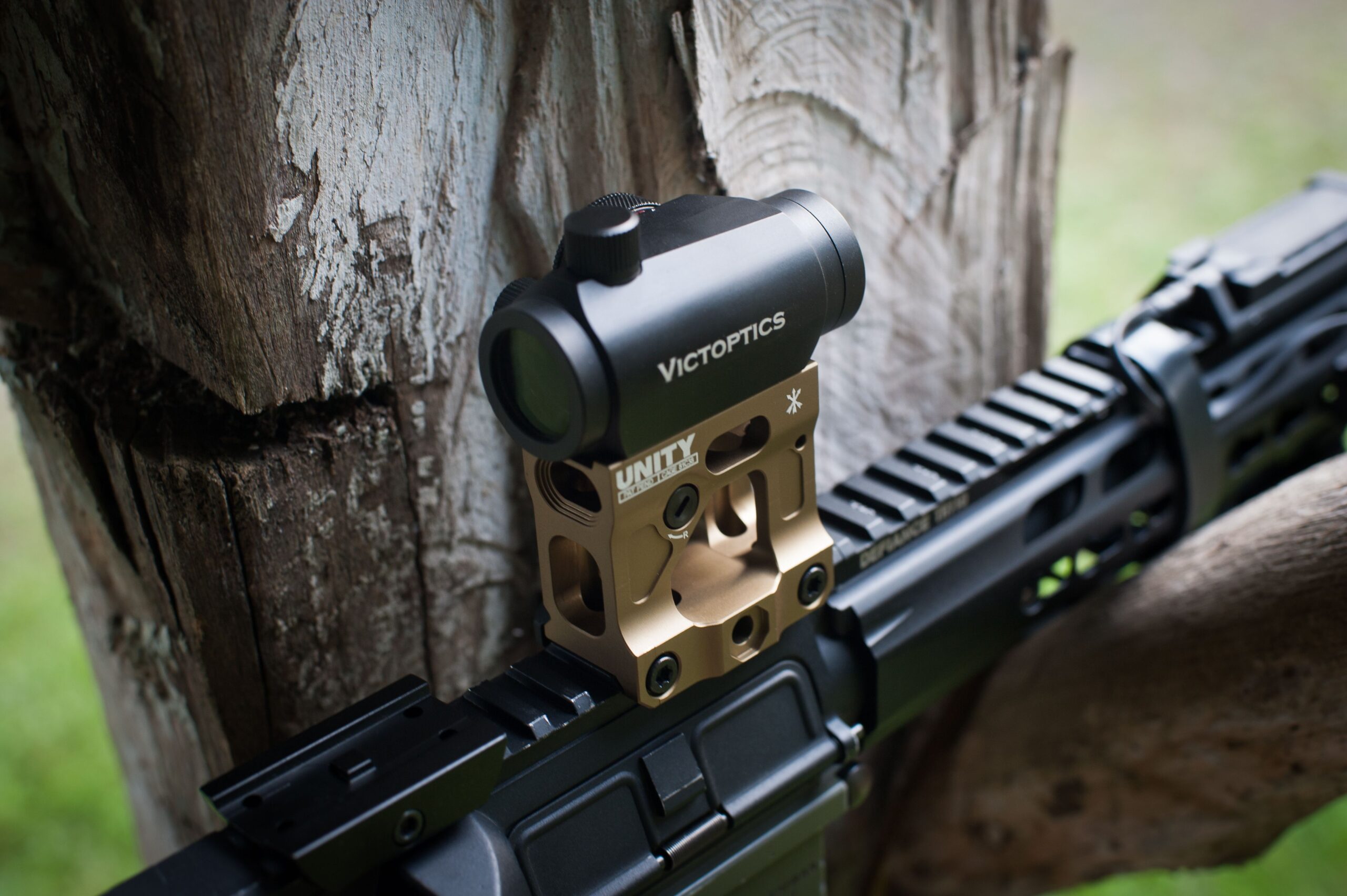 Red Dot Sights vs Holographic Sights: Which Optic Is Right for Your Shooting Needs? 